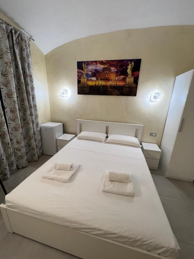 Favola Romana - Pensión Roma